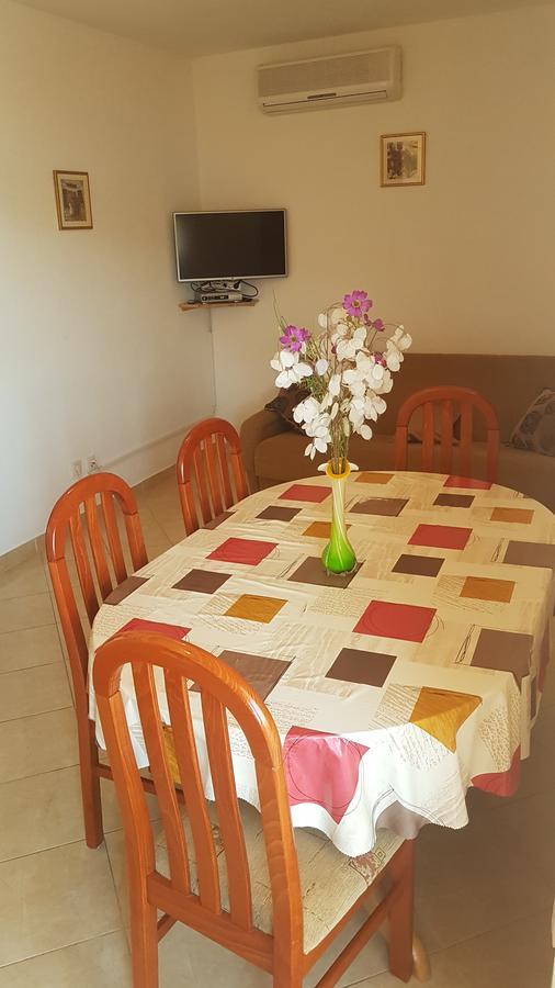 Hotel Apartman Jukic Marina Exterior foto